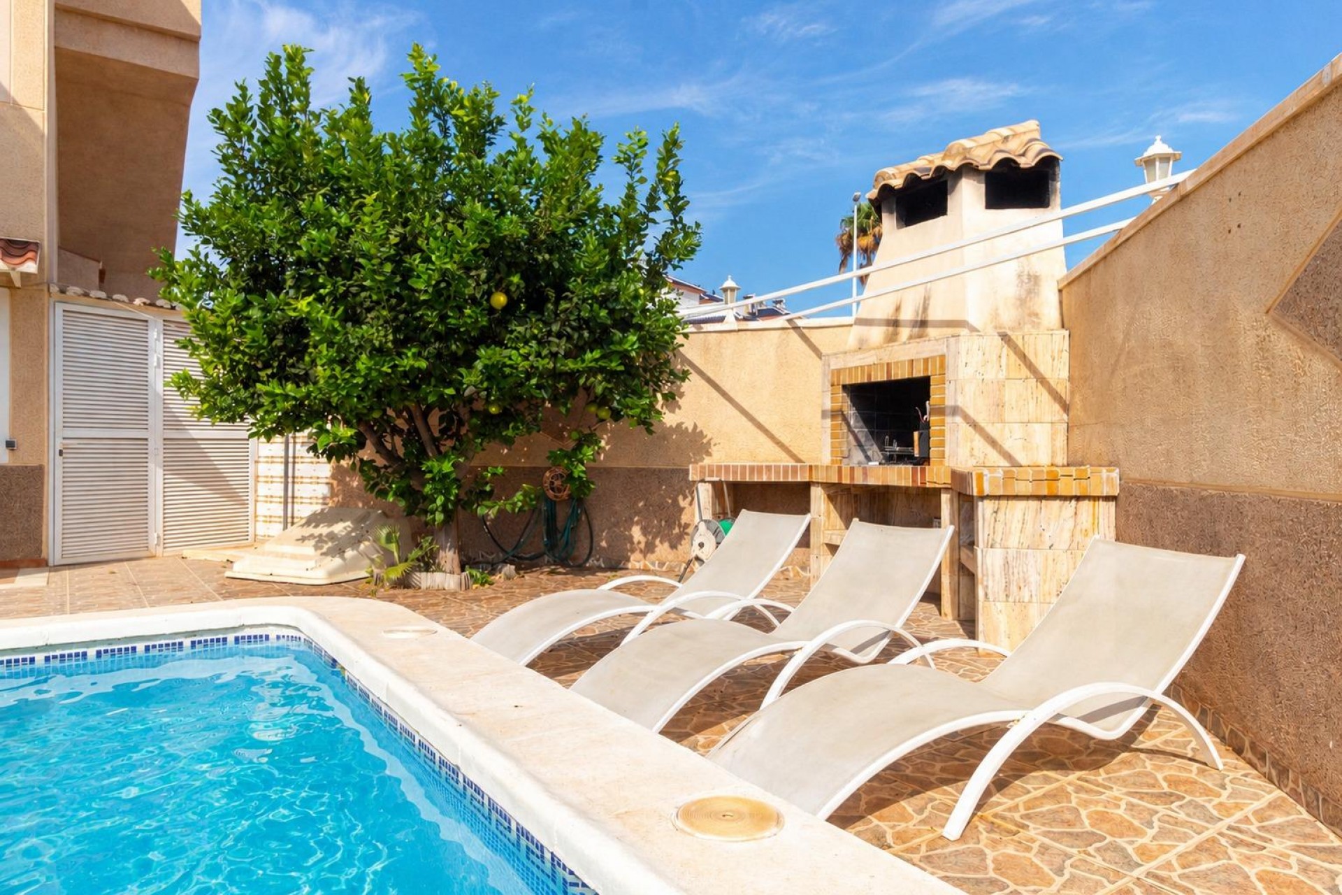 Wiederverkauf - Bungalow -
Orihuela Costa - Punta Prima