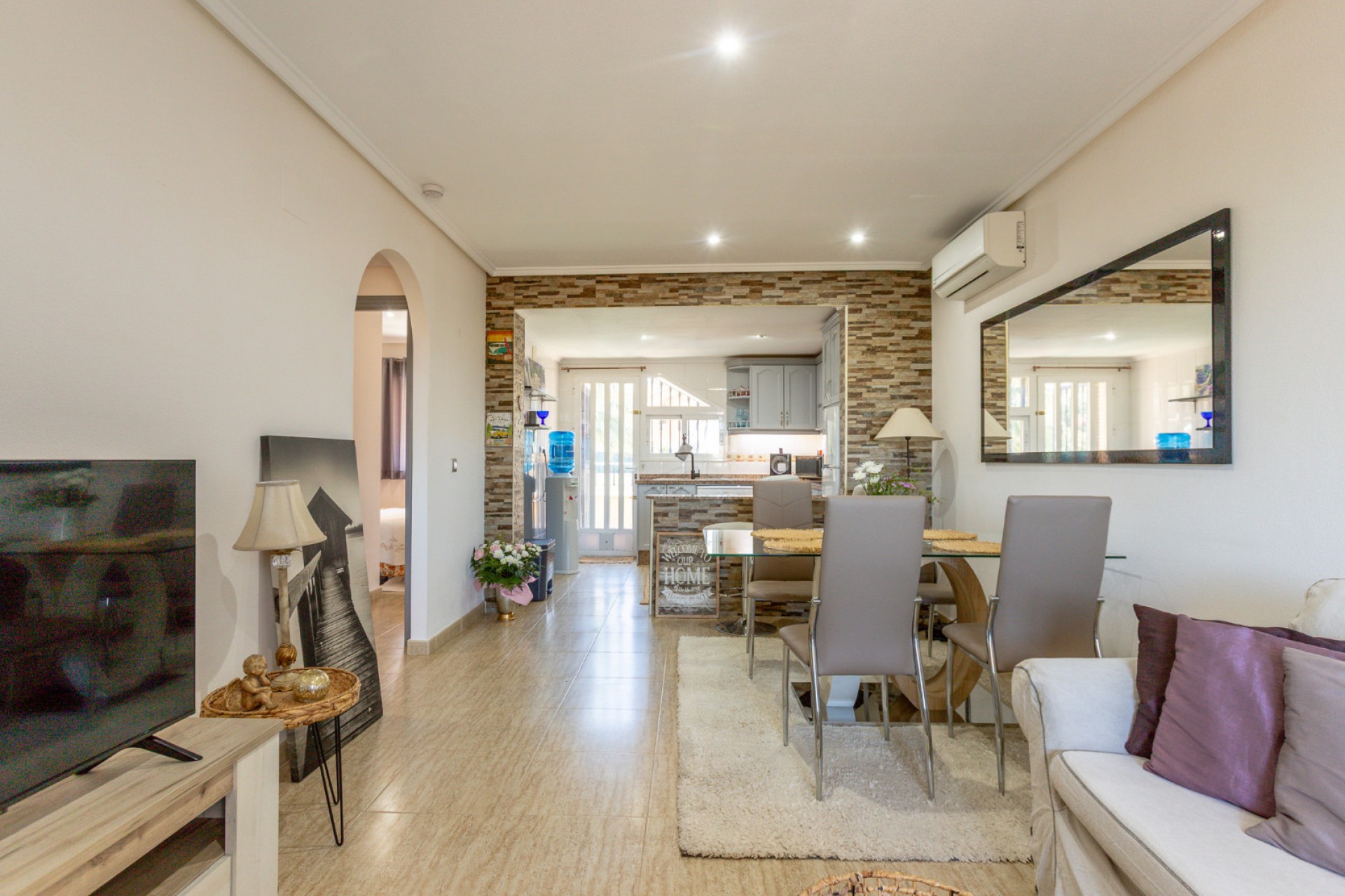 Wiederverkauf - Bungalow -
Orihuela Costa - Villamartín