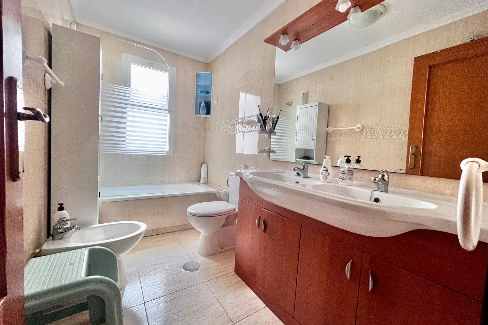 Wiederverkauf - Bungalow -
Pilar de la Horadada - RioMar