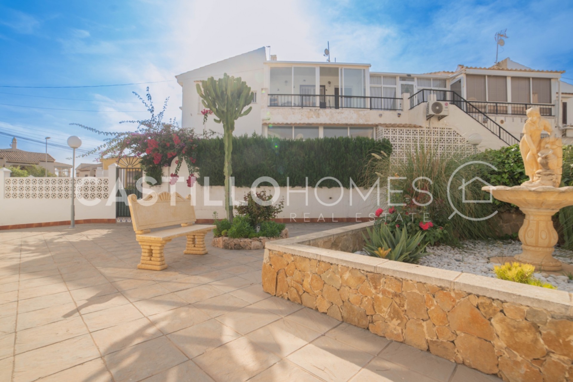 Wiederverkauf - Bungalow -
Torrevieja - Aguas Nuevas