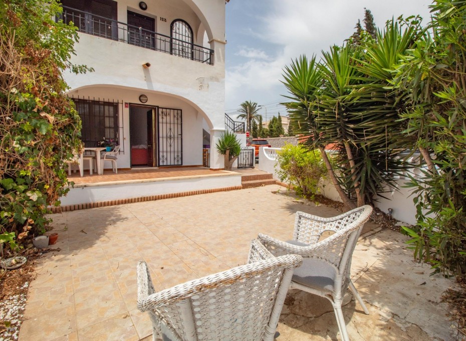 Wiederverkauf - Bungalow -
Torrevieja - Torreblanca
