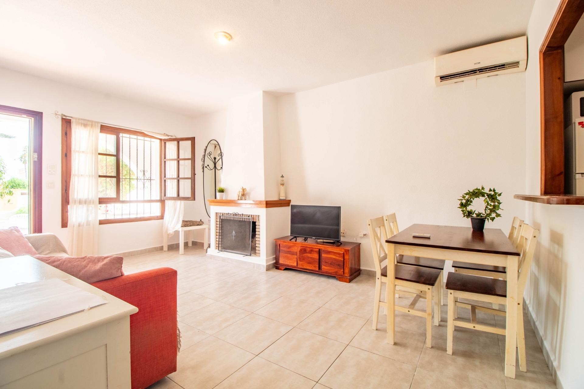 Wiederverkauf - Bungalow -
Torrevieja - Torreblanca