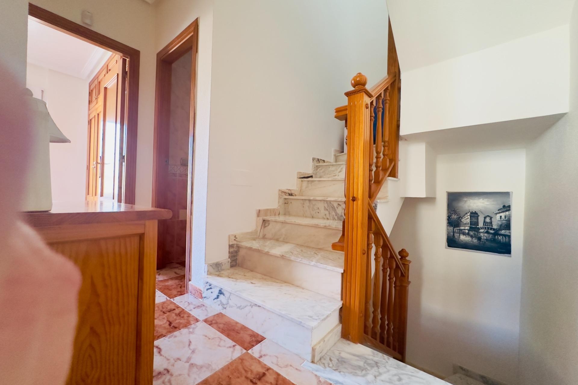 Wiederverkauf - Chalet -
Orihuela Costa - Cabo Roig