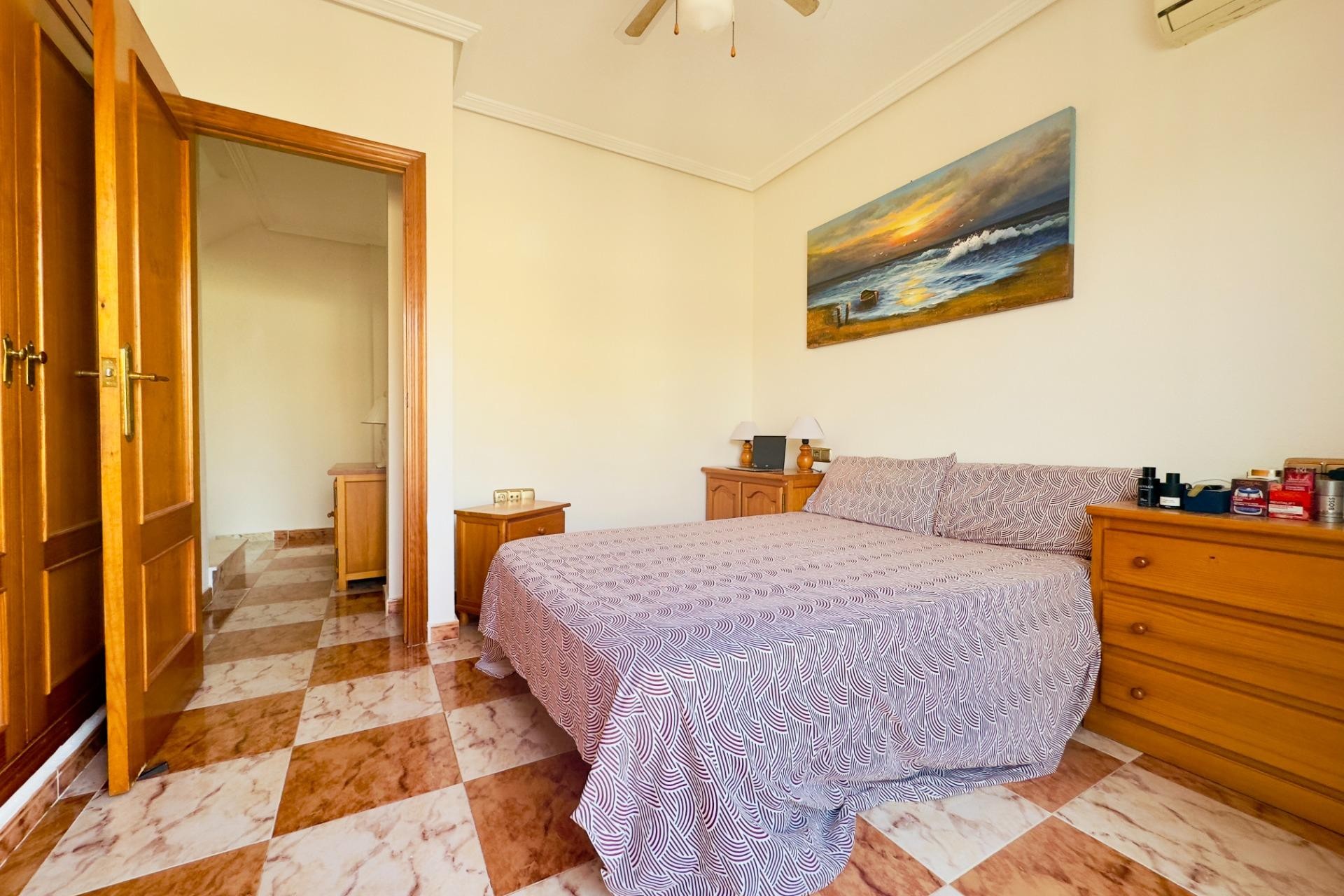 Wiederverkauf - Chalet -
Orihuela Costa - Cabo Roig