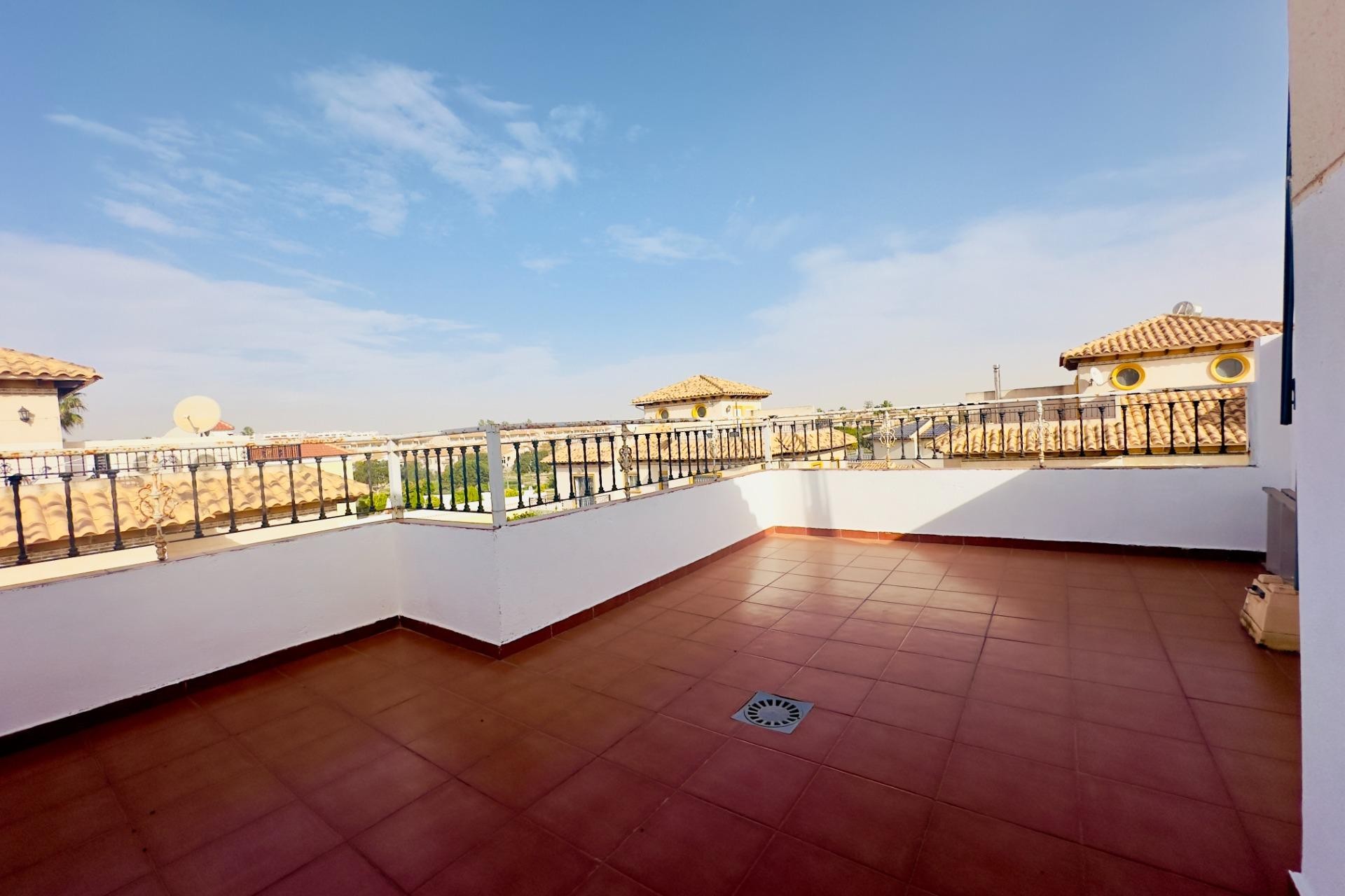 Wiederverkauf - Chalet -
Orihuela Costa - Cabo Roig