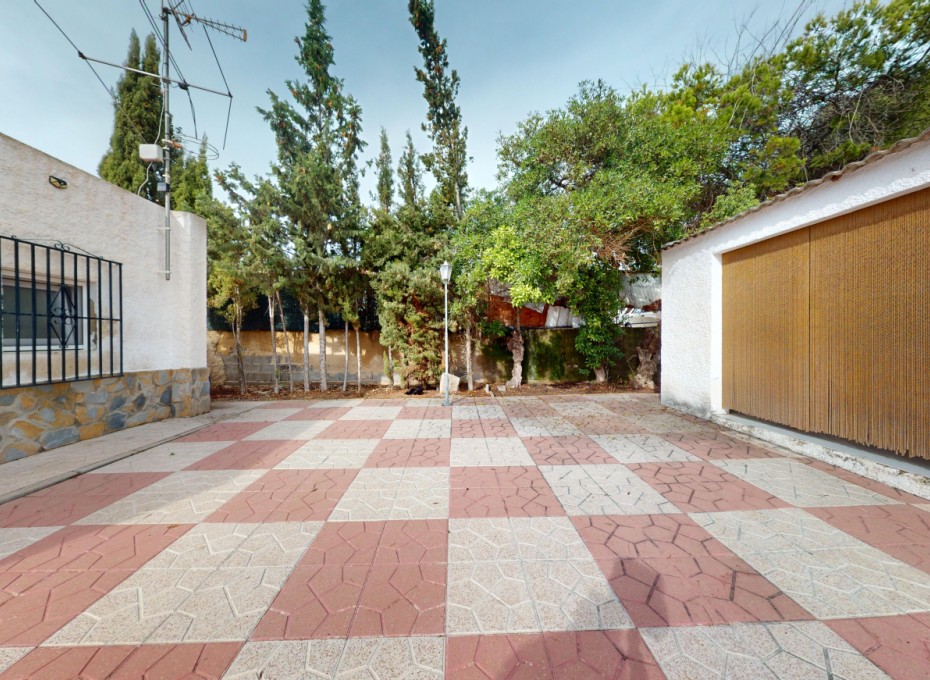 Wiederverkauf - Chalet / Villa -
Albatera