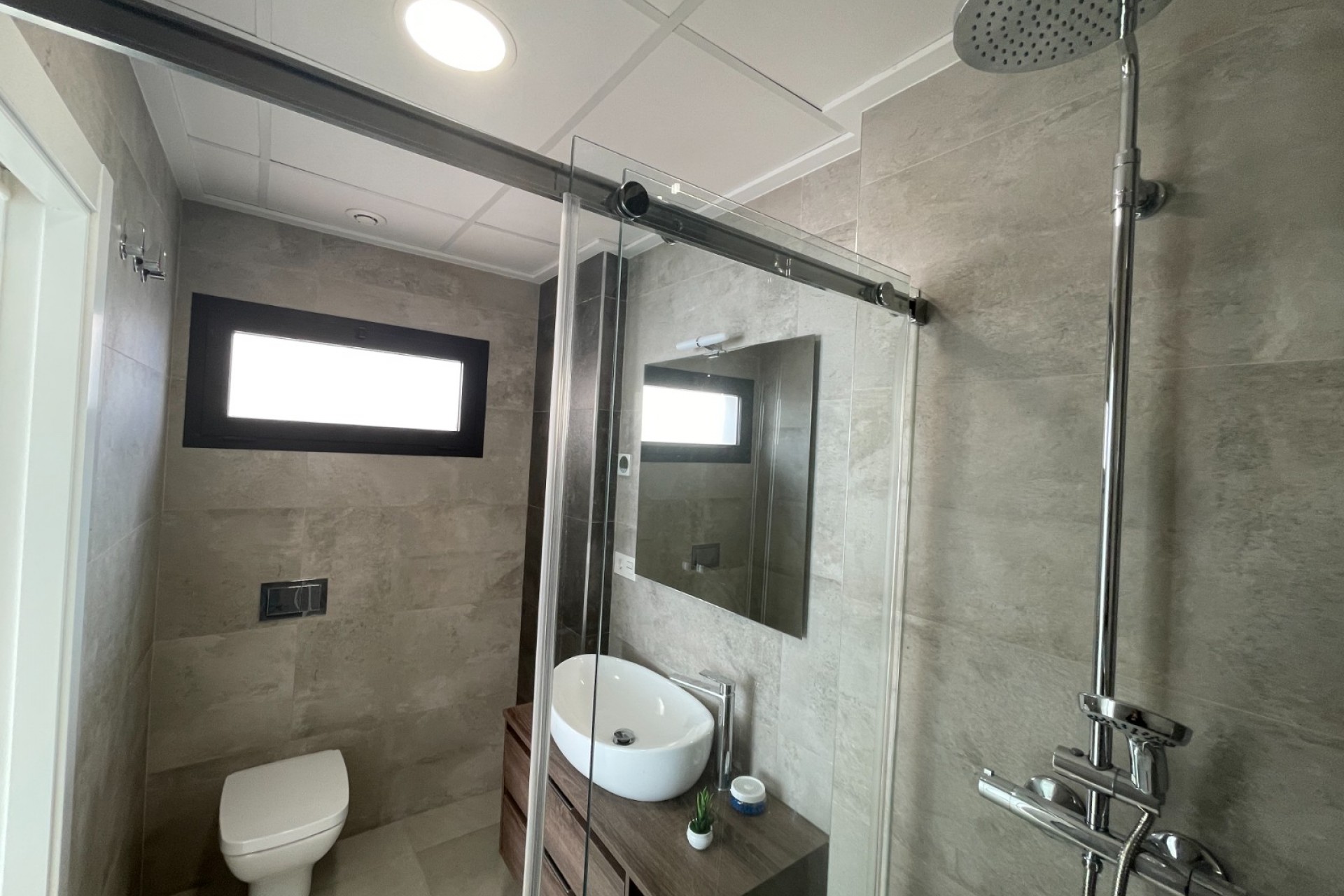 Wiederverkauf - Detached House / Villa -
Benijofar