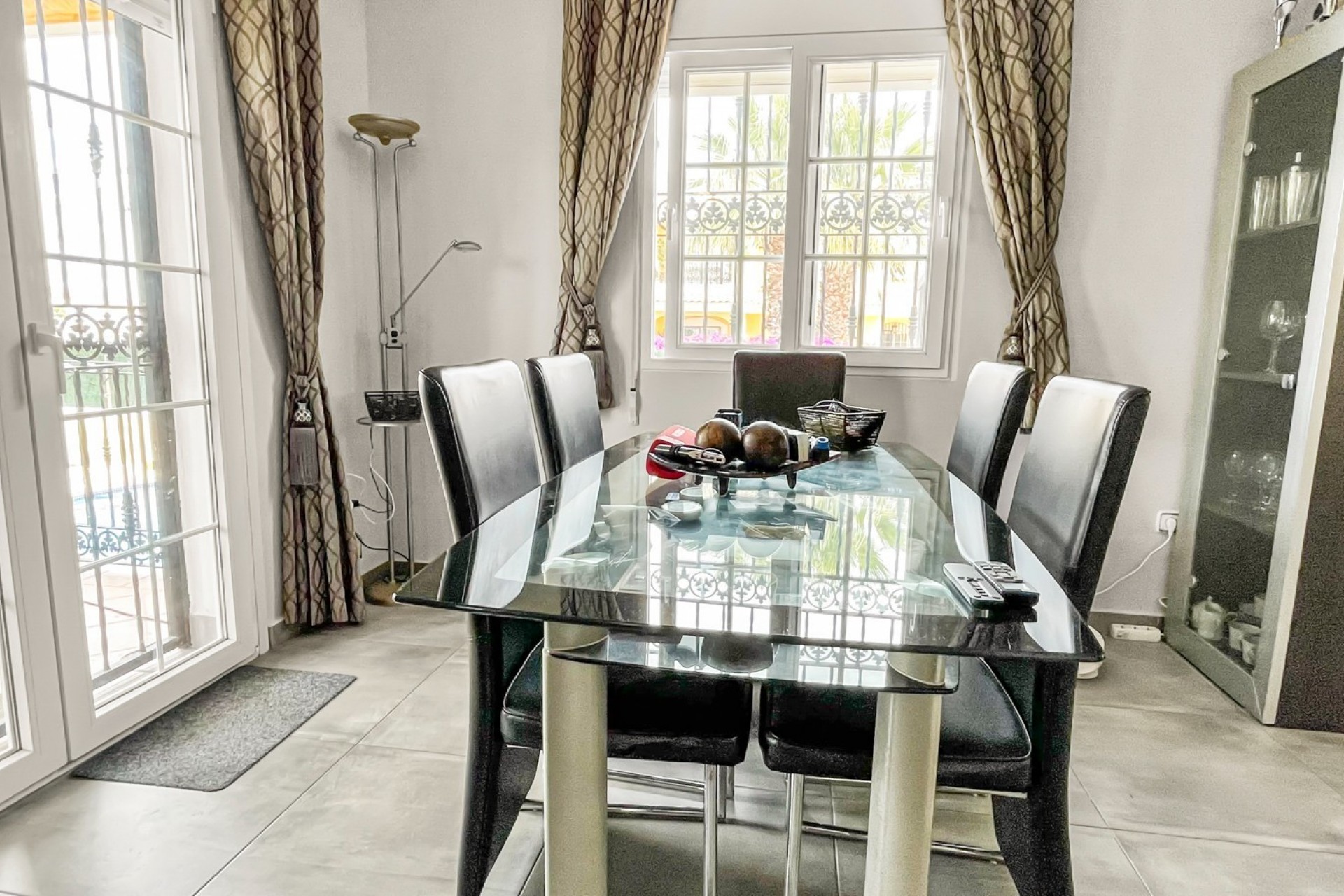 Wiederverkauf - Detached Villa -
Orihuela Costa - Los Dolses