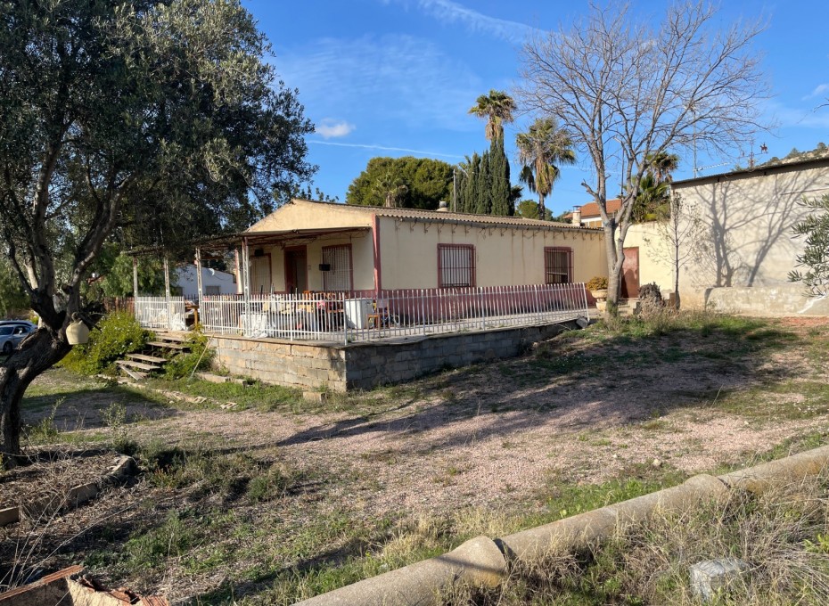 Wiederverkauf - Finca / Country Property -
Aspe