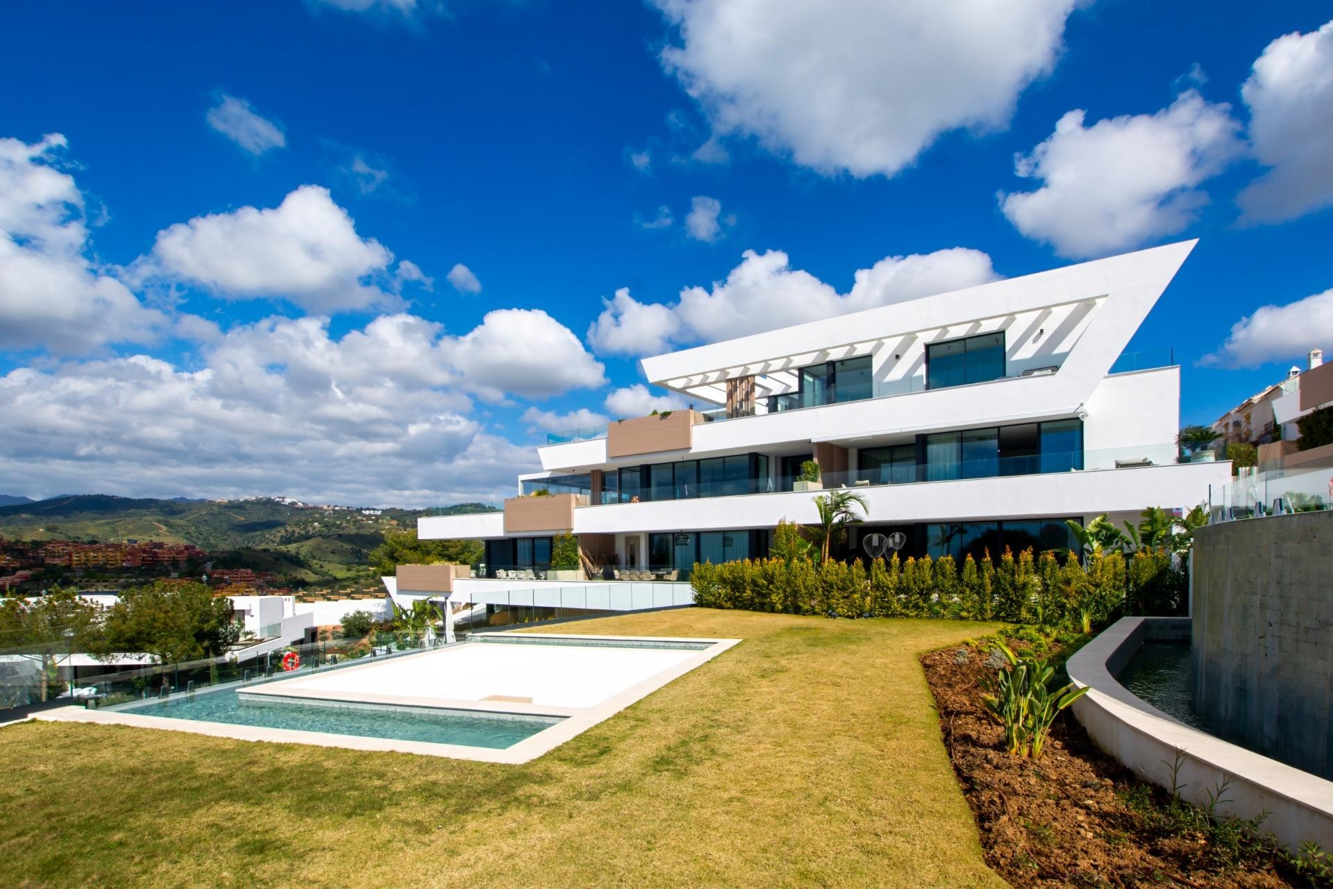 Wiederverkauf - Ground floor apartment -
Marbella