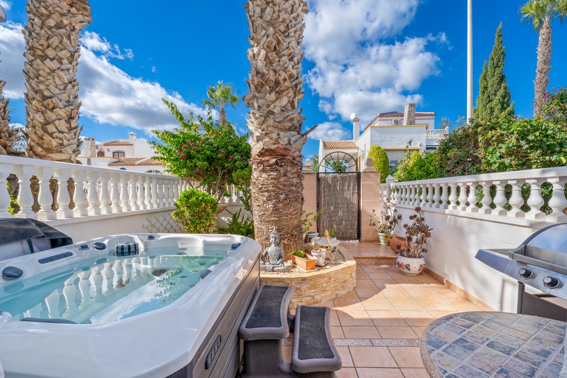 Wiederverkauf - House -
Orihuela Costa* - Los Dolses