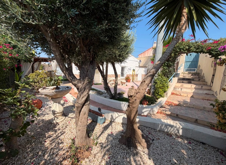 Wiederverkauf - House -
Orihuela - Torremendo