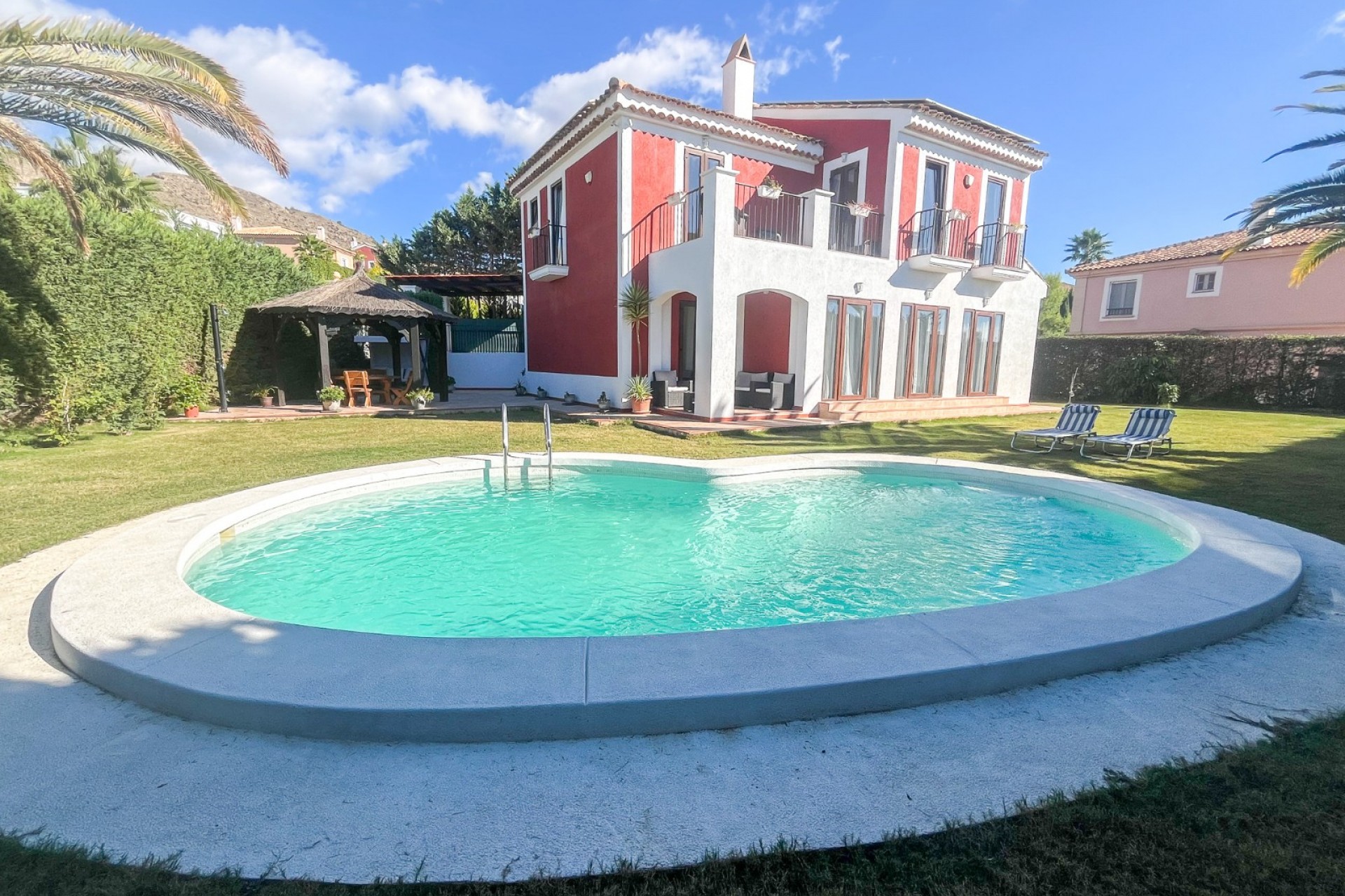 Wiederverkauf - Independent villa -
Finestrat - Balcon sierra cortina
