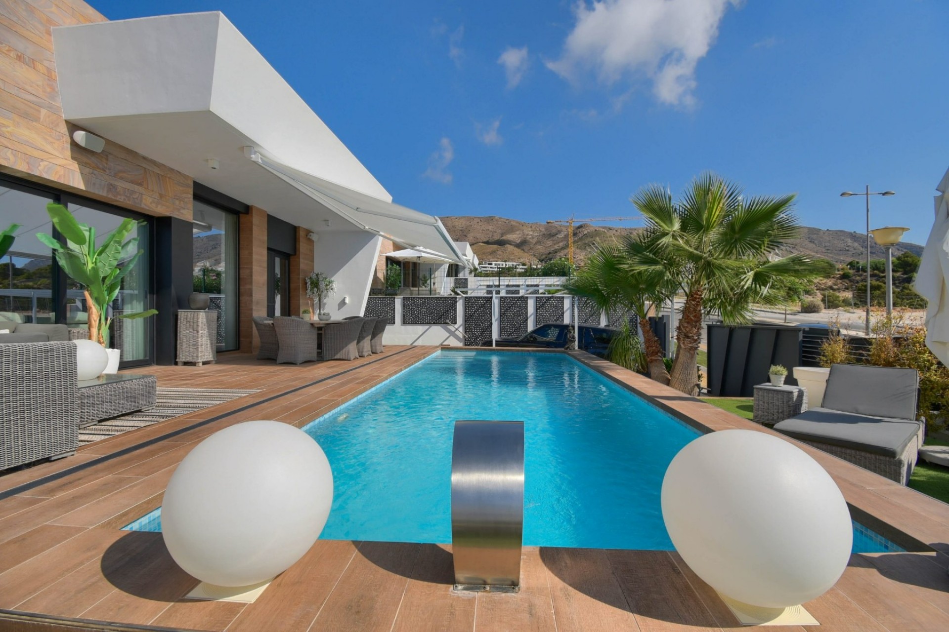 Wiederverkauf - Independent villa -
Finestrat - Finestrat Urbanizaciones
