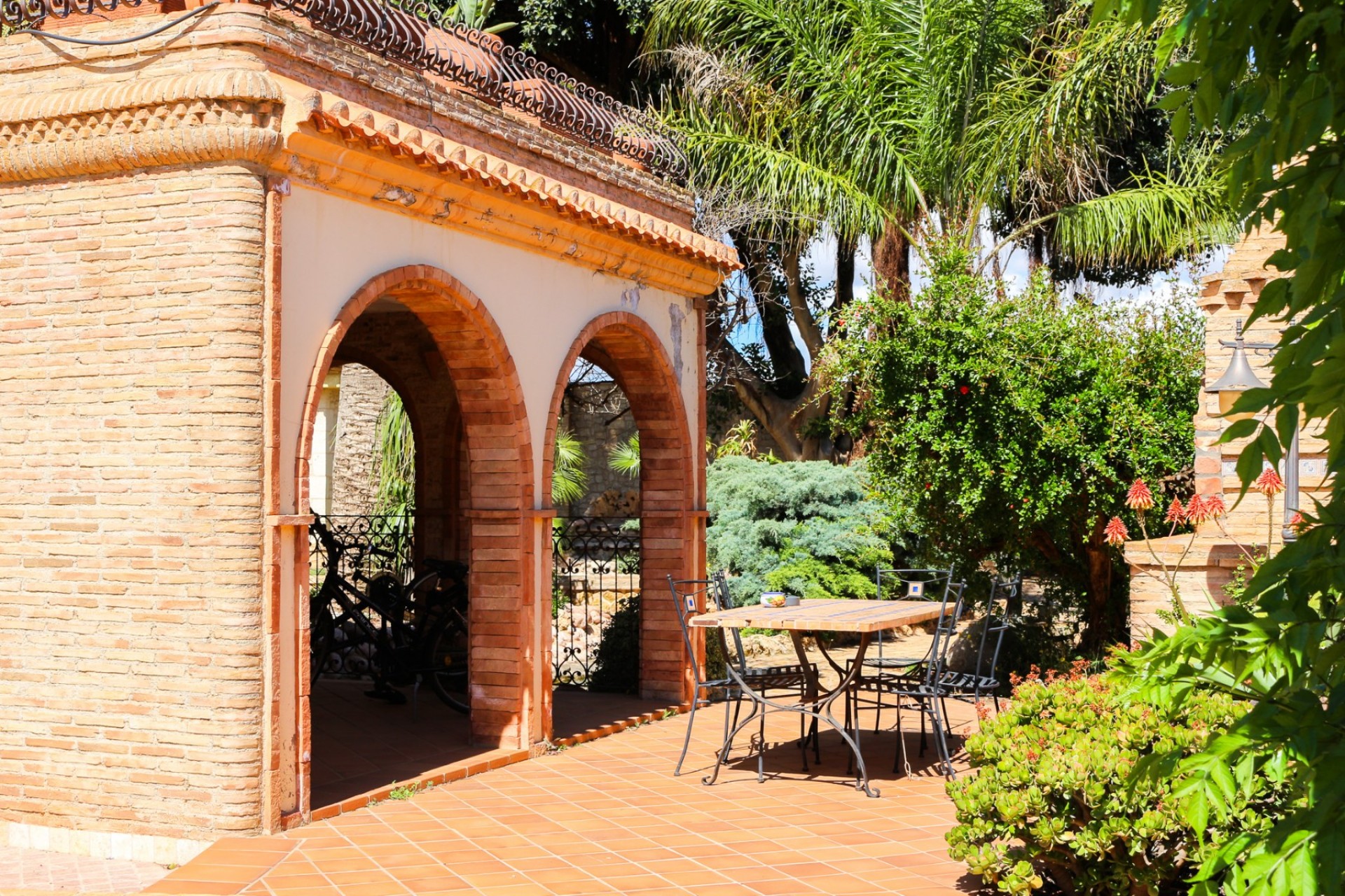 Wiederverkauf - Independent villa -
LOS URRUTIAS