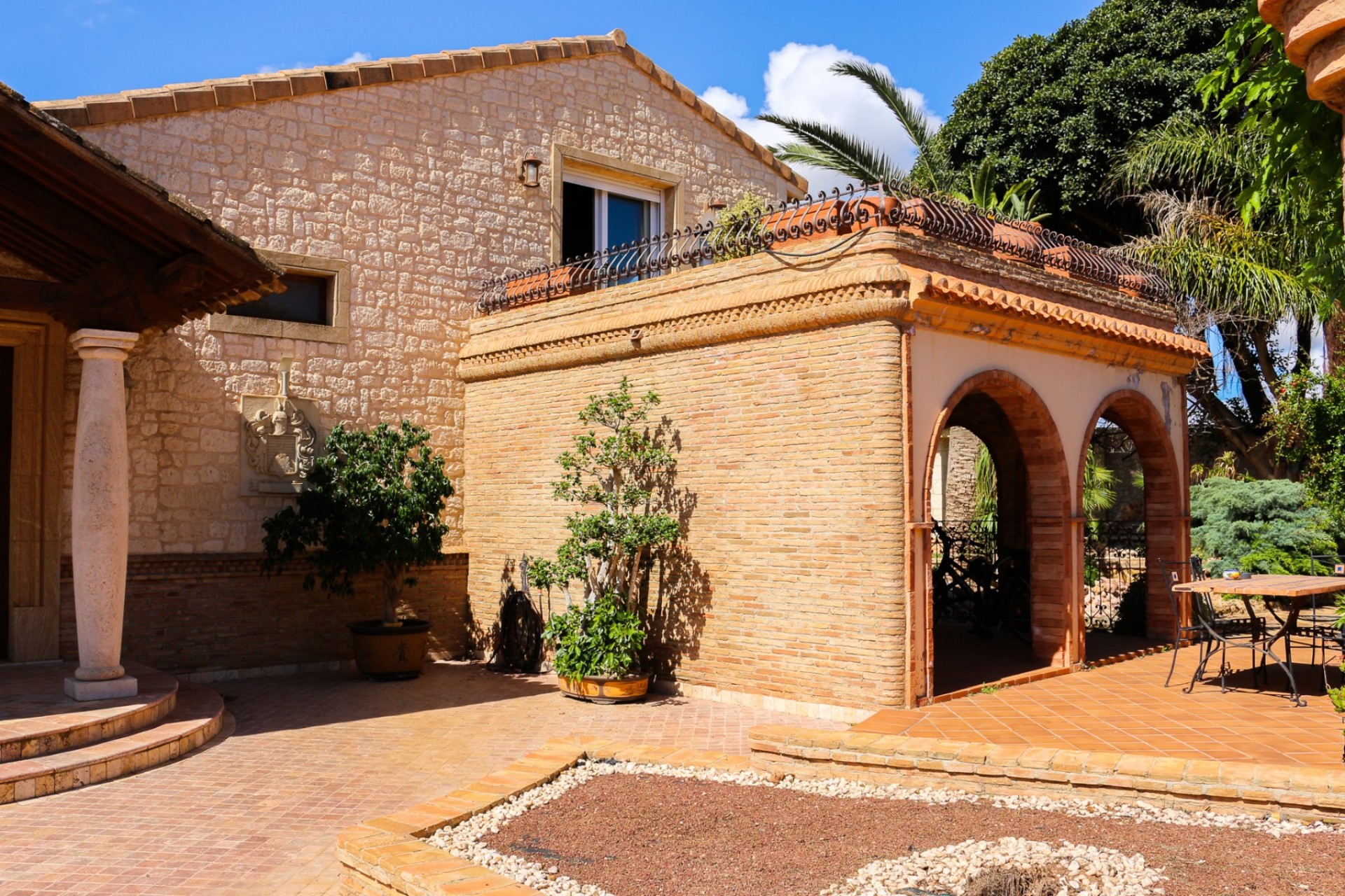 Wiederverkauf - Independent villa -
LOS URRUTIAS