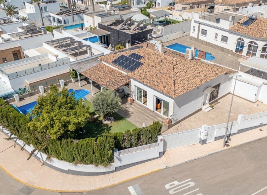 Wiederverkauf - Independent villa -
San Fulgencio