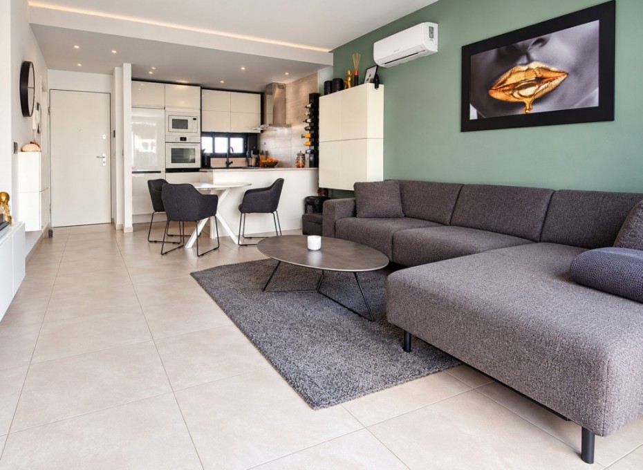 Wiederverkauf - Penthouse -
El Raso