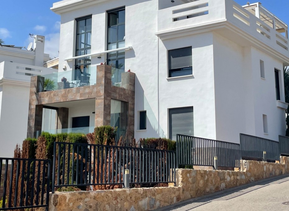 Wiederverkauf - Penthouse -
Orihuela Costa