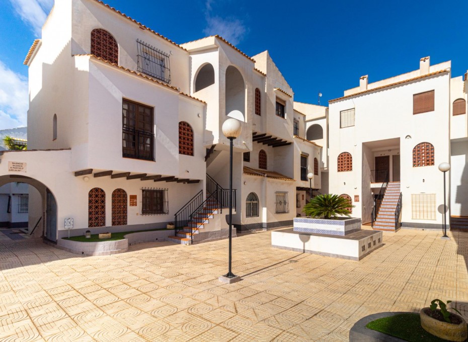 Wiederverkauf - Penthouse -
Torrevieja - Playa de los Naufragos