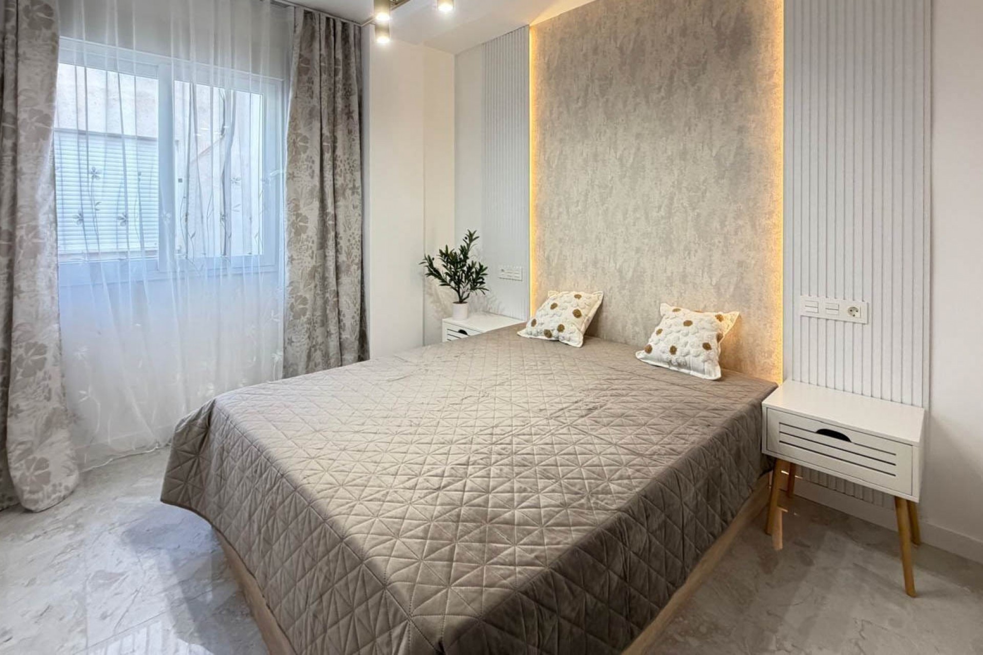 Wiederverkauf - Penthouse -
Torrevieja - Playa del Cura