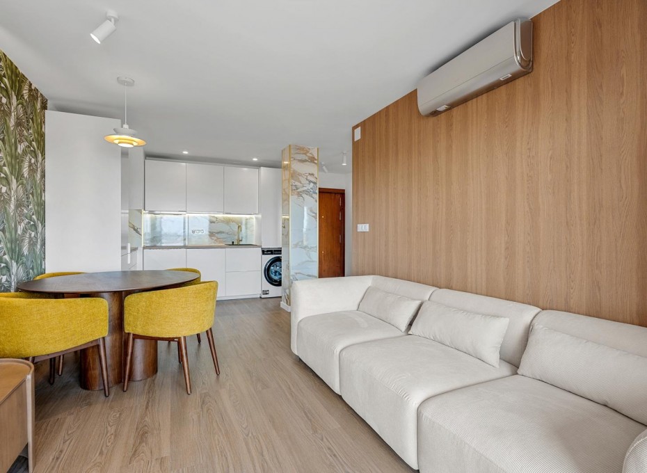 Wiederverkauf - Penthouse -
Torrevieja - Punta prima