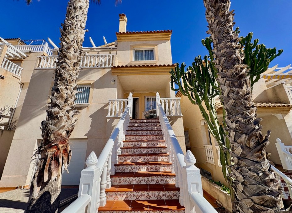 Wiederverkauf - Single Family Home -
Orihuela Costa - Las Filipinas