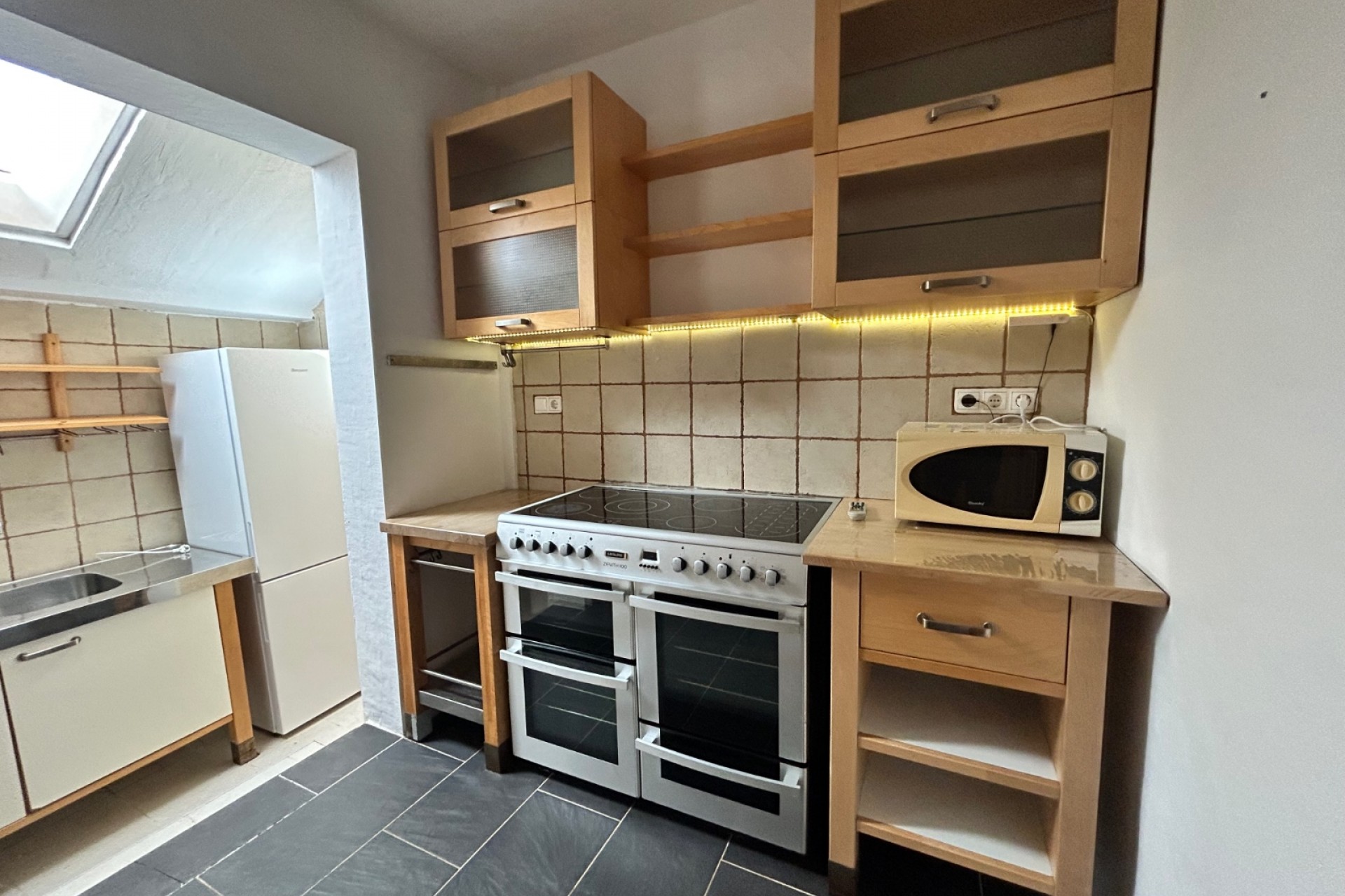 Wiederverkauf - Stadthaus -
El Chaparral