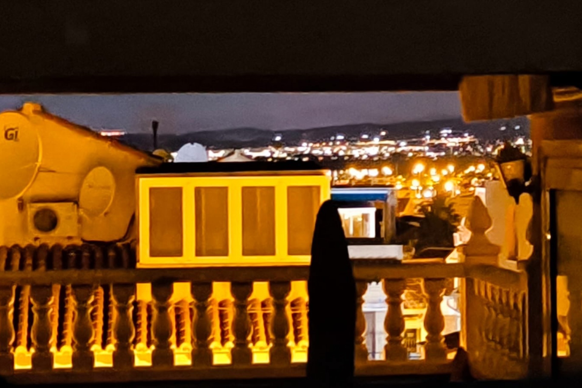 Wiederverkauf - Stadthaus -
El Chaparral