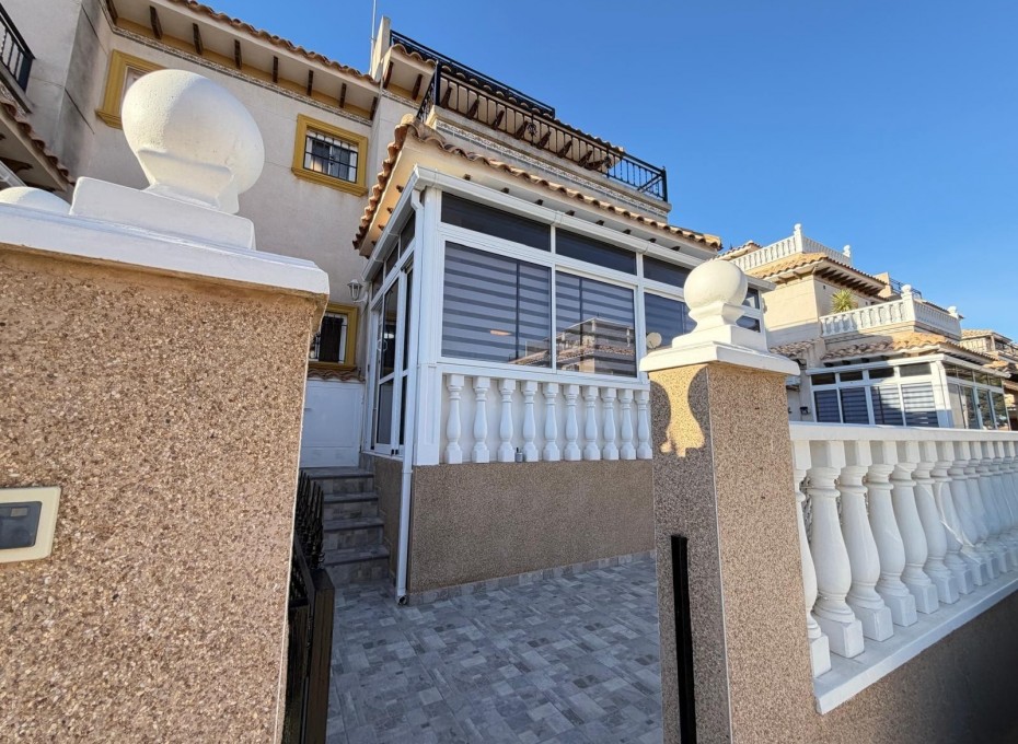 Wiederverkauf - Stadthaus -
Orihuela Costa - Las Filipinas