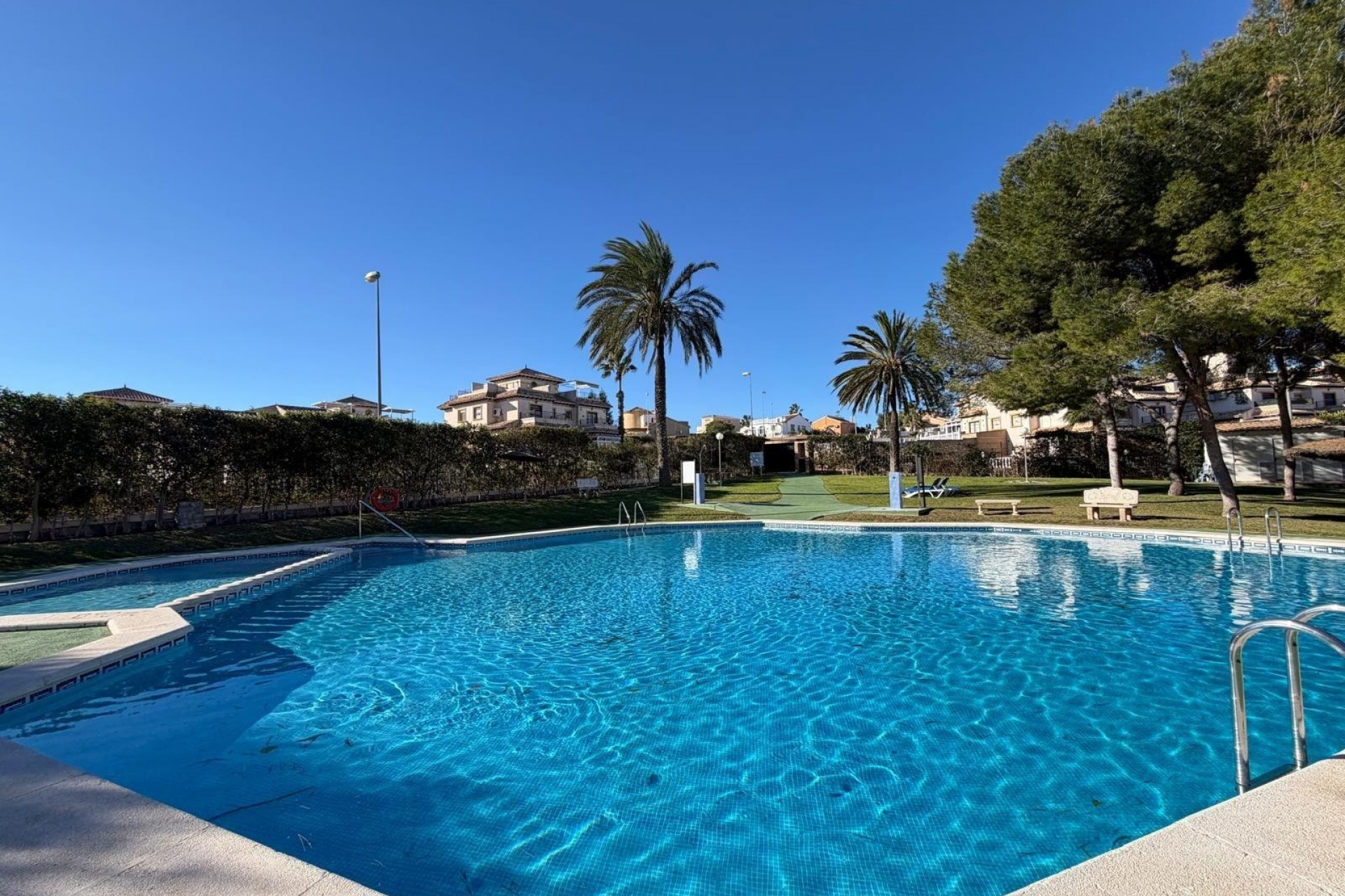 Wiederverkauf - Stadthaus -
Orihuela Costa - Las Filipinas