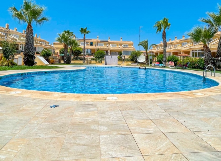 Wiederverkauf - Stadthaus -
Orihuela Costa - Punta Prima