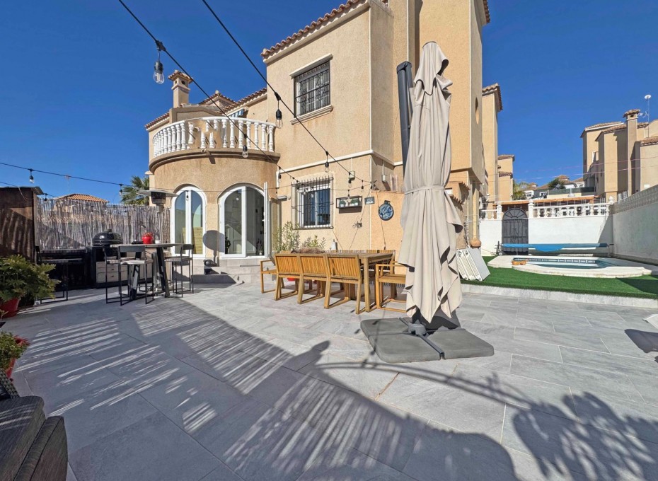 Wiederverkauf - Stadthaus -
Orihuela Costa - Villamartín