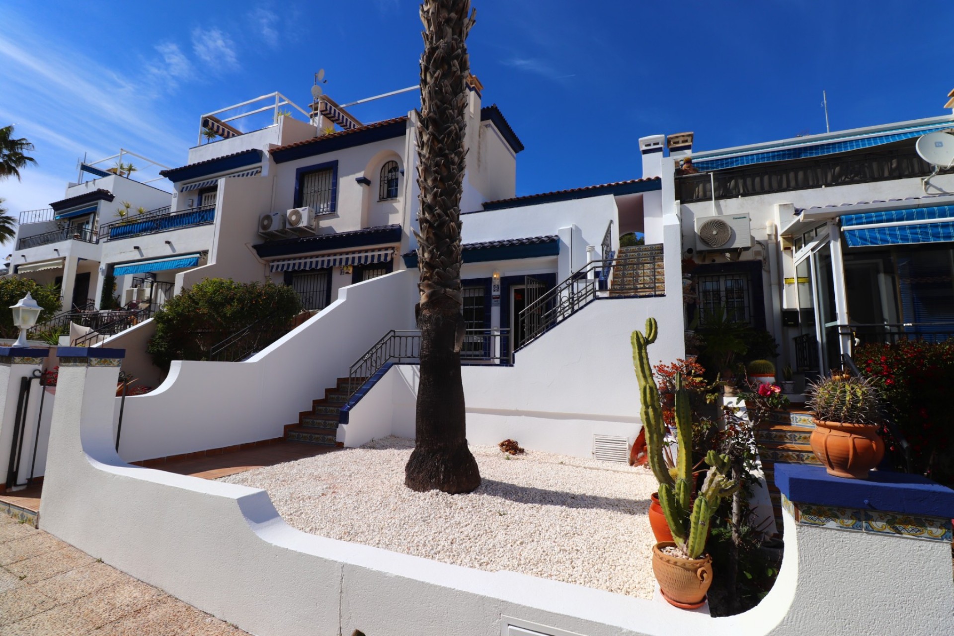 Wiederverkauf - Stadthaus -
Orihuela Costa - Villamartín
