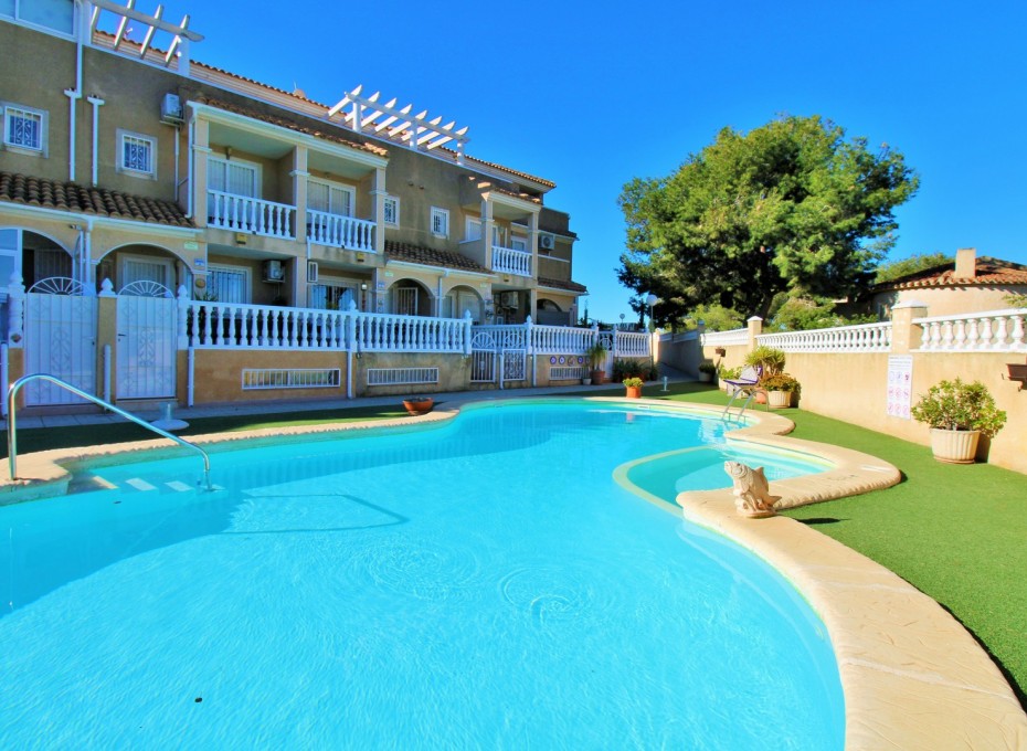 Wiederverkauf - Stadthaus -
Playa Flamenca