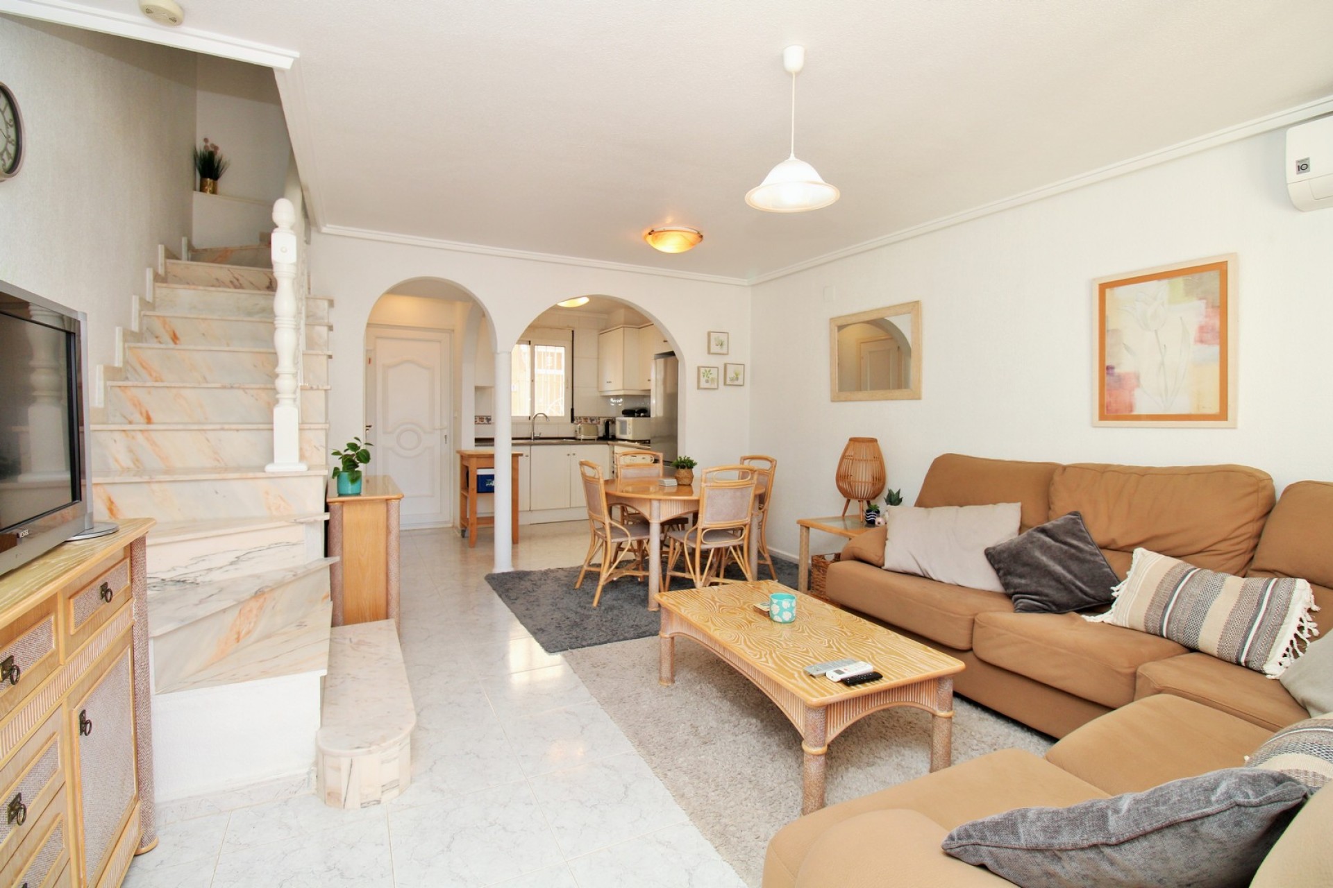 Wiederverkauf - Stadthaus -
Playa Flamenca