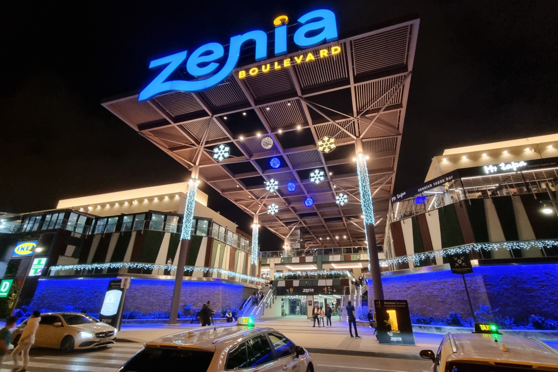 Wiederverkauf - Stadthaus -
Playa Flamenca