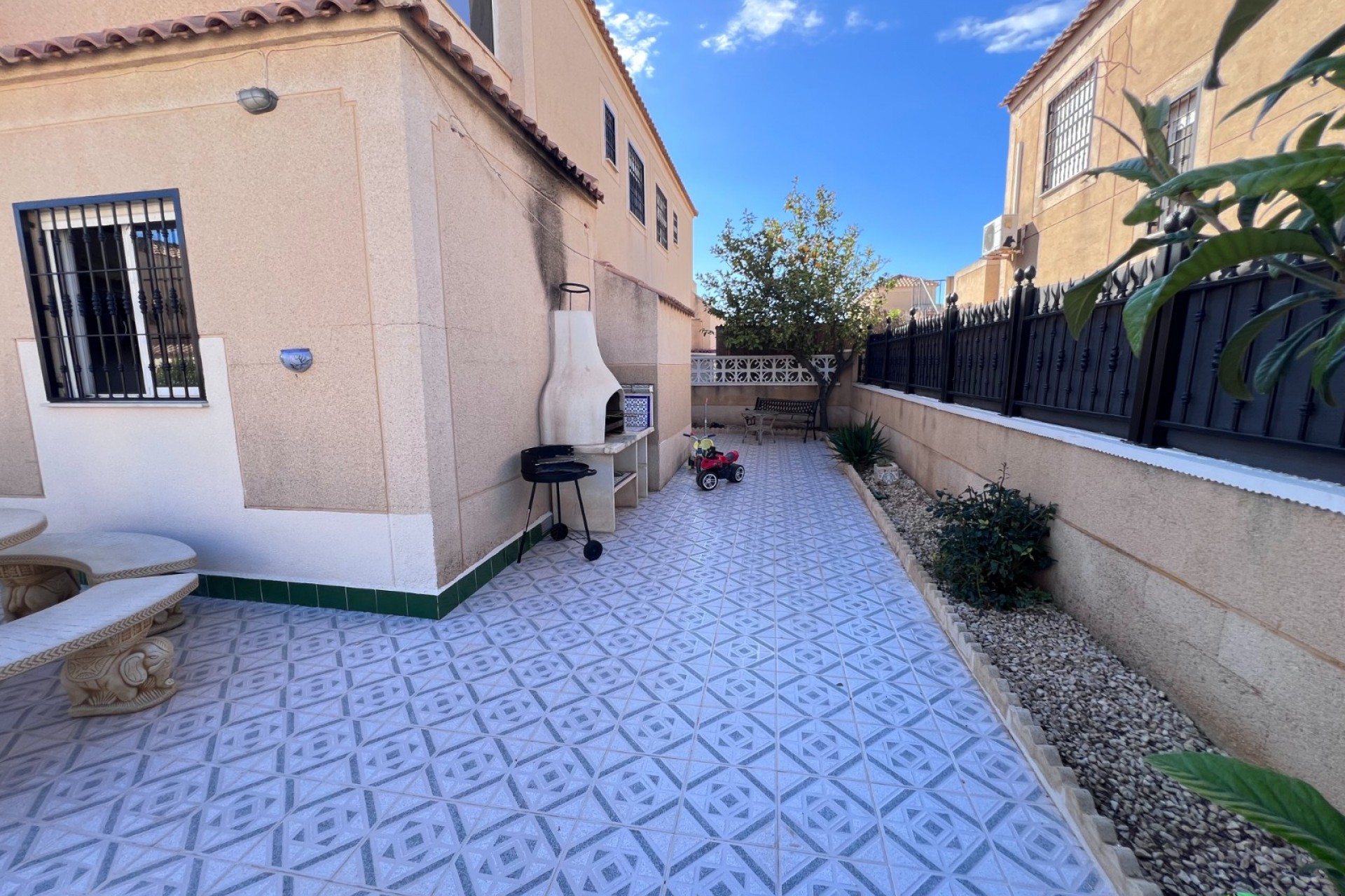 Wiederverkauf - Stadthaus -
Torrevieja - La Siesta