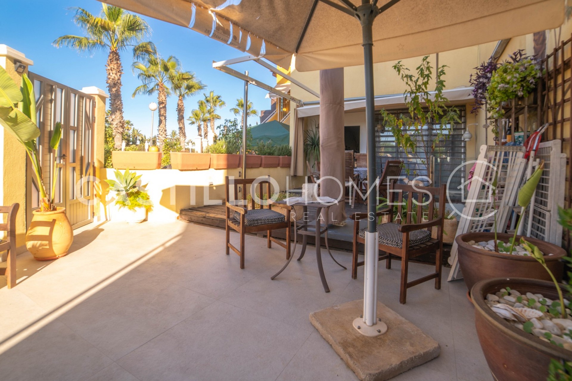 Wiederverkauf - Stadthaus -
Torrevieja - La veleta