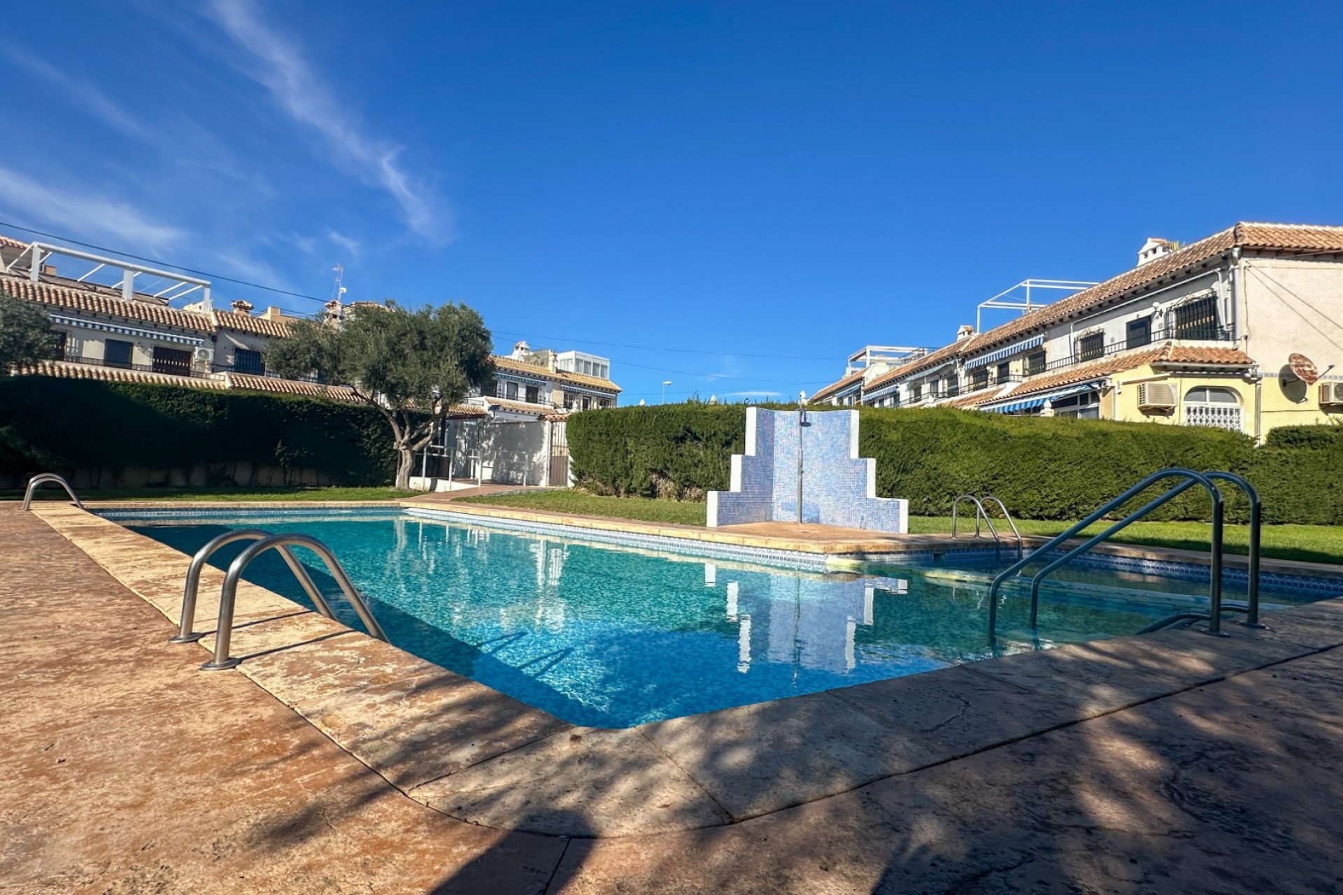 Wiederverkauf - Stadthaus -
Torrevieja - Nueva Torrevieja