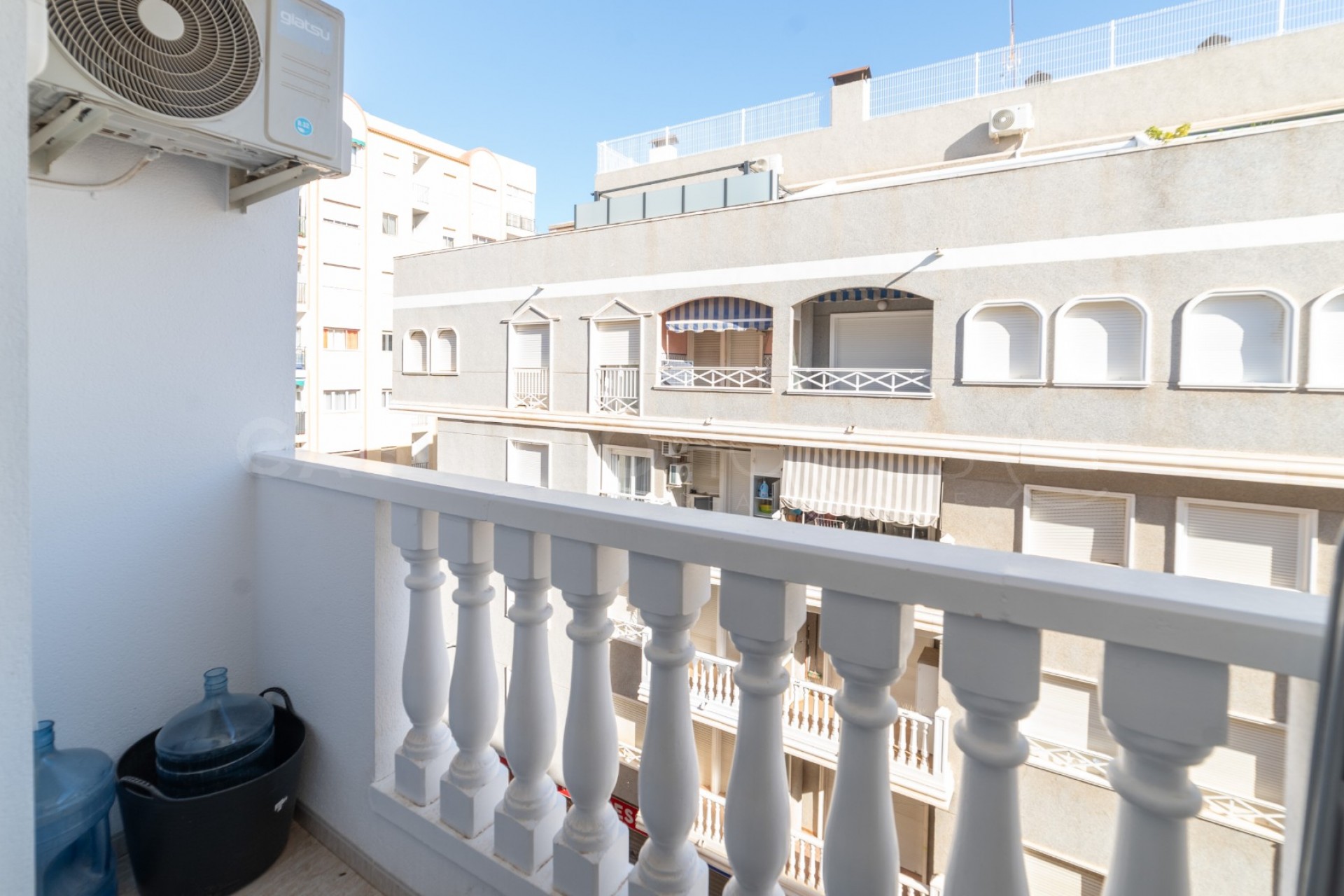 Wiederverkauf - Studio -
Torrevieja - Centro