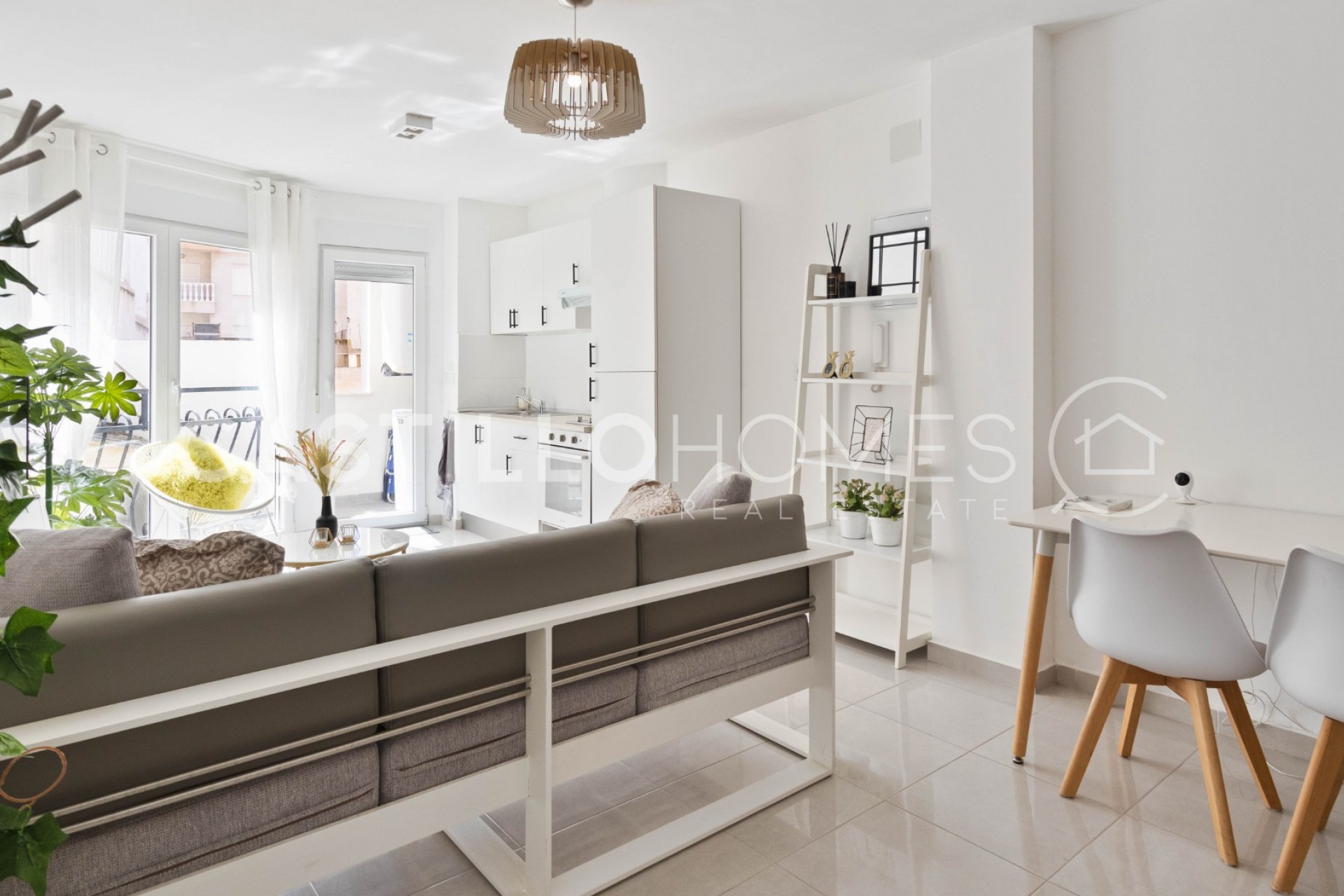 Wiederverkauf - Studio -
Torrevieja - Centro
