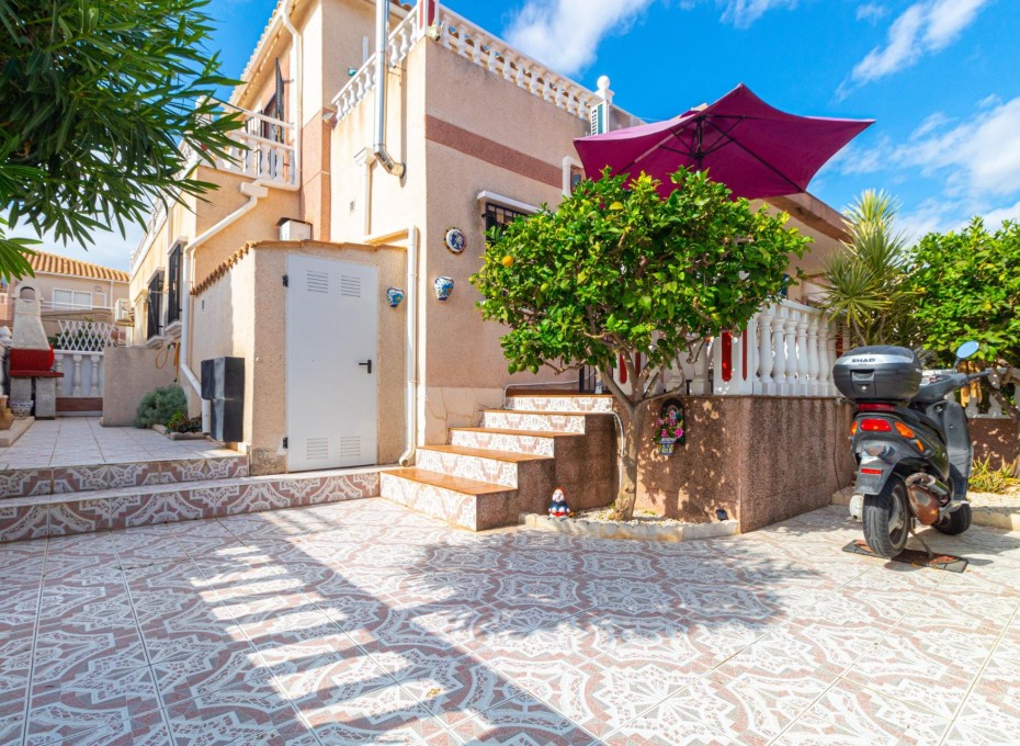 Wiederverkauf - Terraced house -
Orihuela Costa - Cabo Roig
