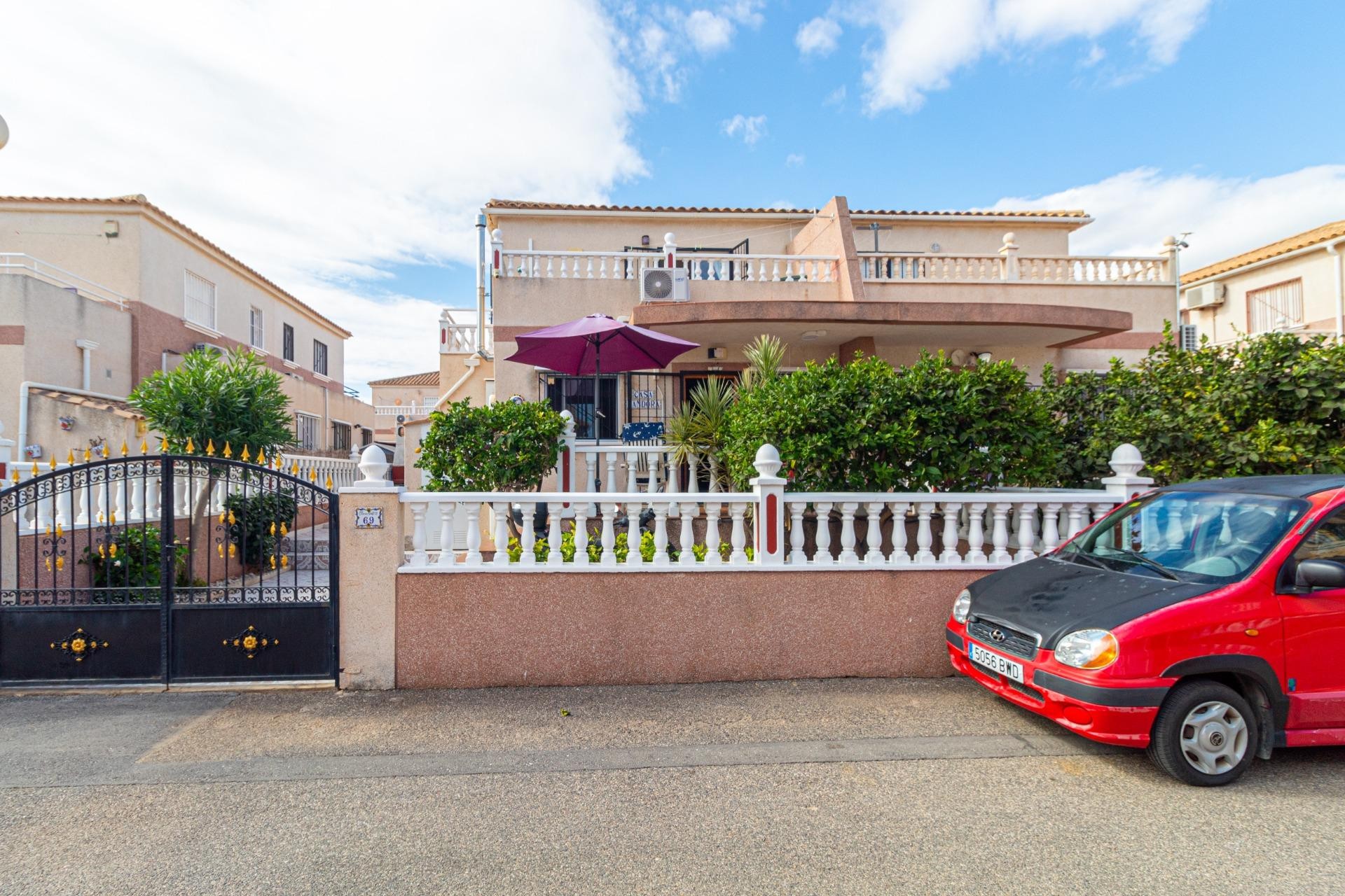 Wiederverkauf - Terraced house -
Orihuela Costa - Cabo Roig