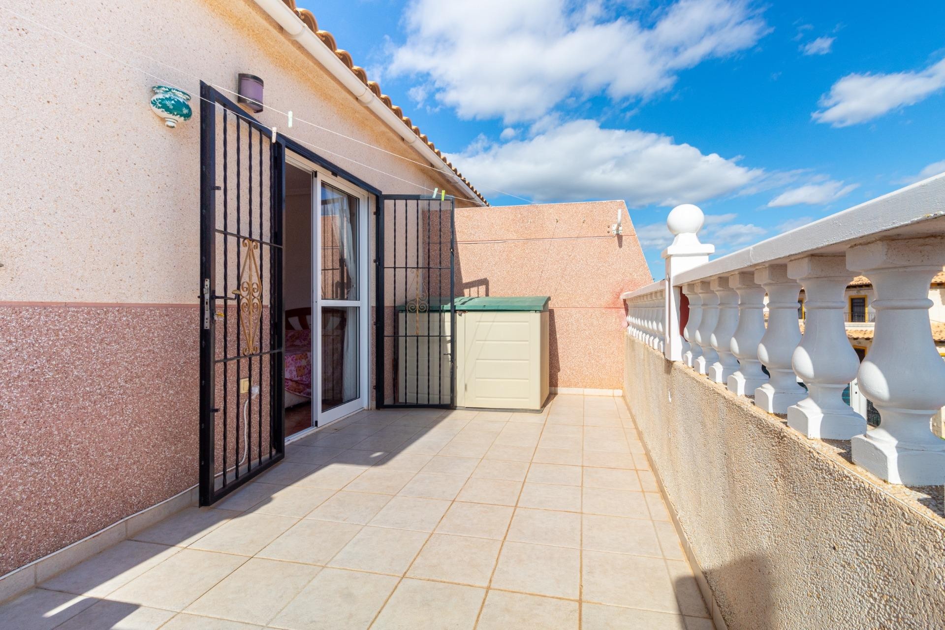 Wiederverkauf - Terraced house -
Orihuela Costa - Cabo Roig