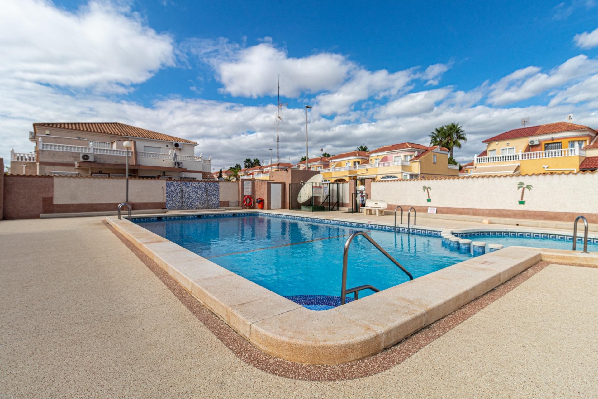 Wiederverkauf - Terraced house -
Orihuela Costa - Cabo Roig