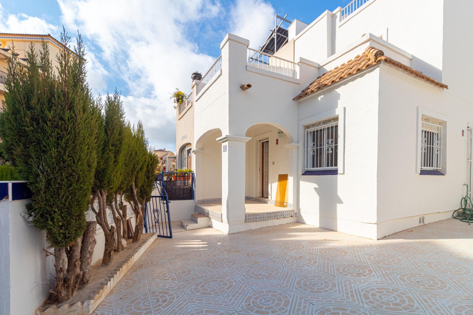 Wiederverkauf - Terraced house -
Orihuela Costa - La Florida