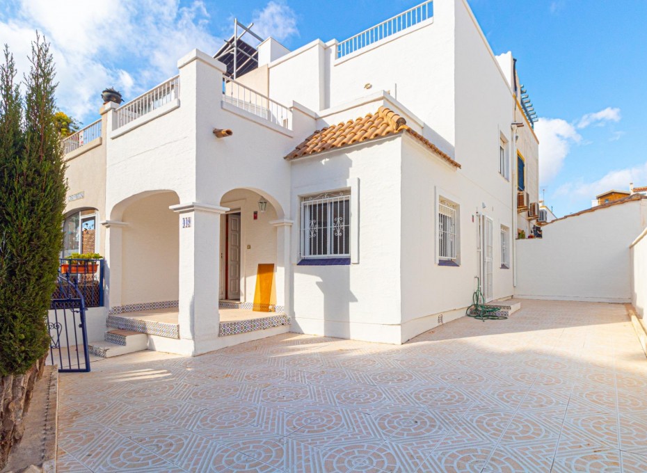 Wiederverkauf - Terraced house -
Orihuela Costa - La Florida