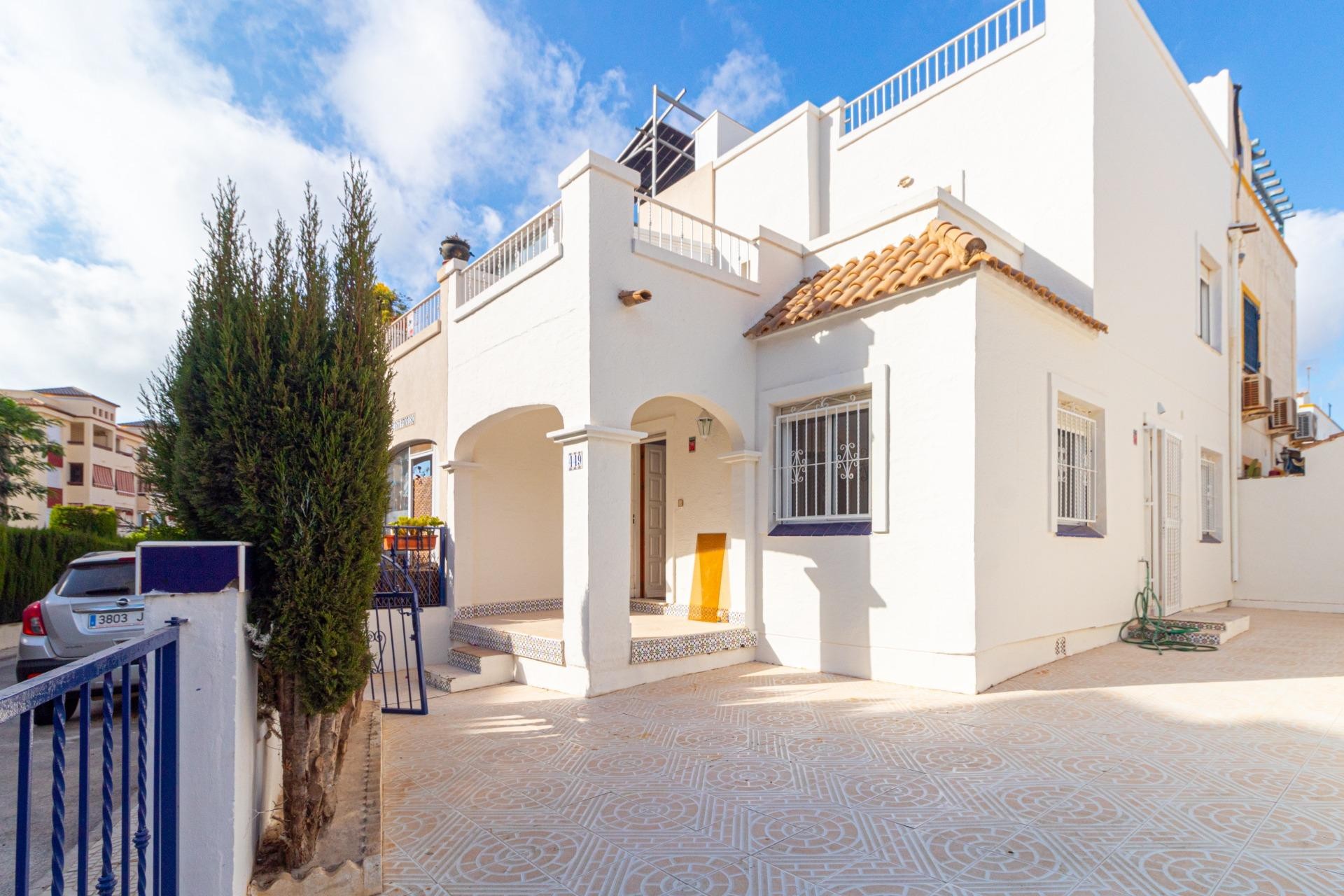 Wiederverkauf - Terraced house -
Orihuela Costa - La Florida