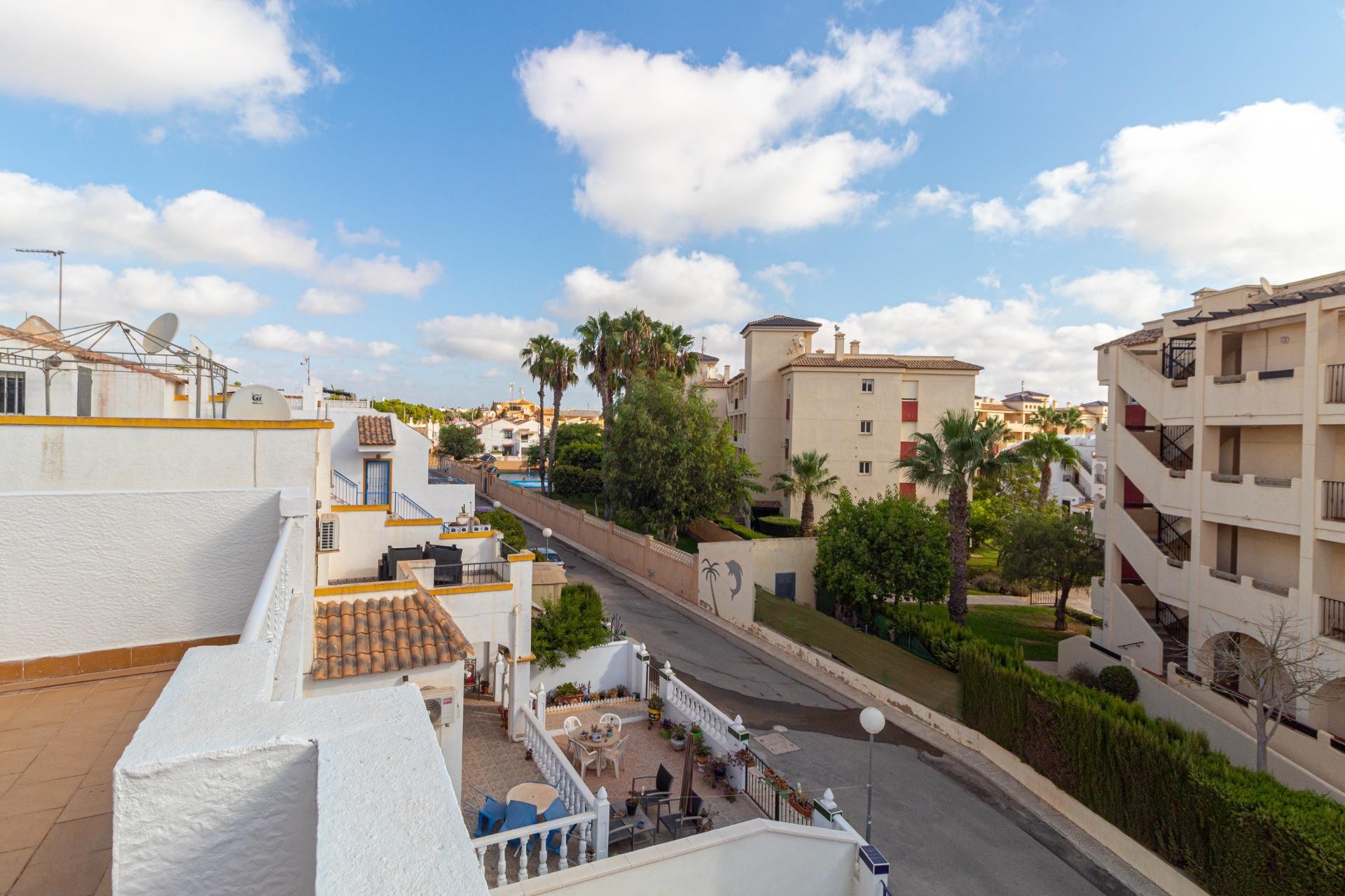 Wiederverkauf - Terraced house -
Orihuela Costa - La Florida